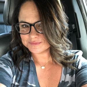 Meet your Posher, Becky